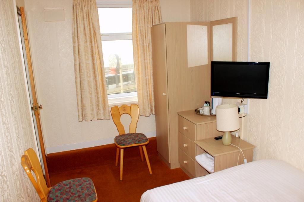The Colwyn Hotel - Near Pleasure Beach แบล็คพูล ภายนอก รูปภาพ